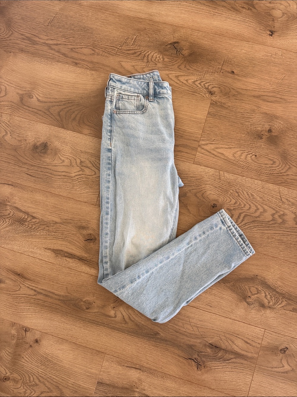 American Eagle High Rise Jean -